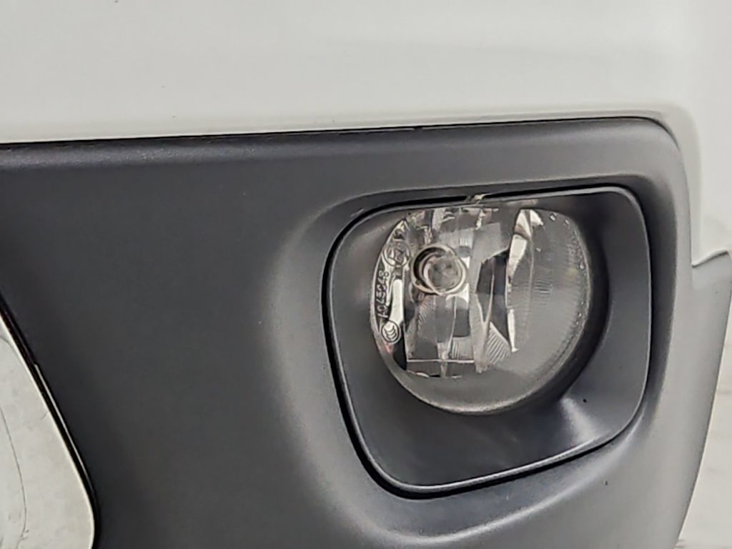 Thumbnail: 2017 Jeep Cherokee - 24