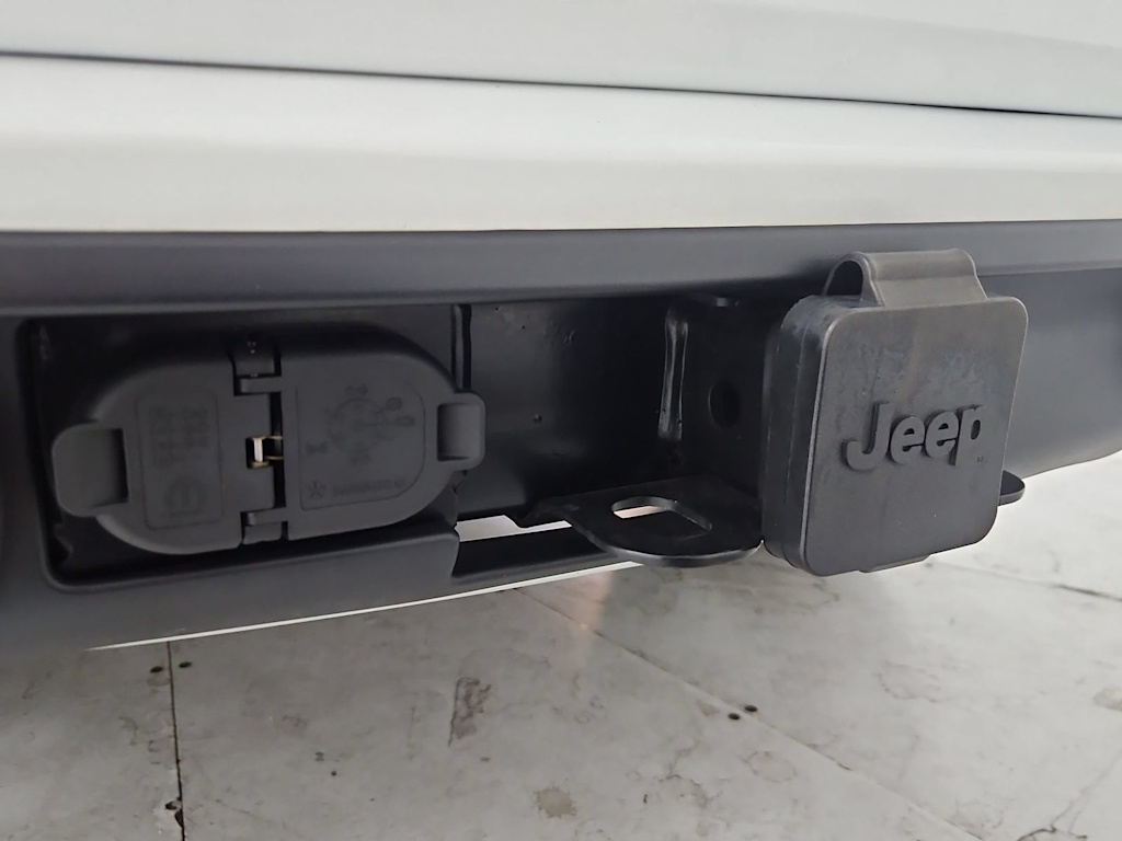 Thumbnail: 2022 Jeep Grand Cherokee - 36