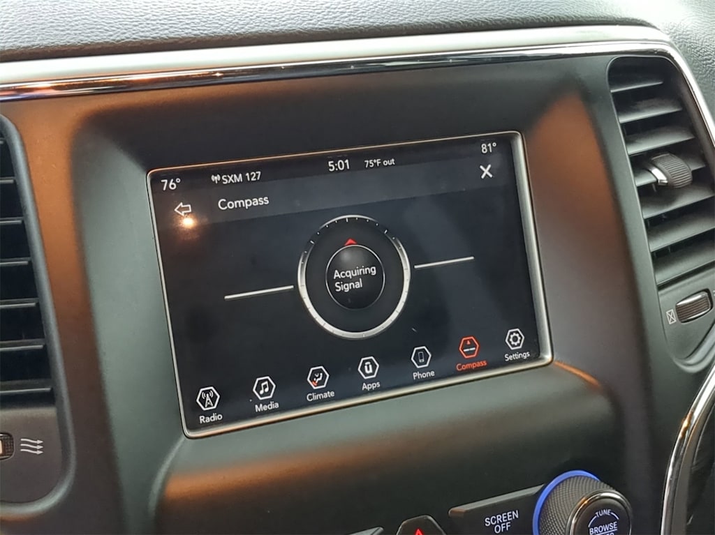 2020 Jeep Grand Cherokee Laredo 32