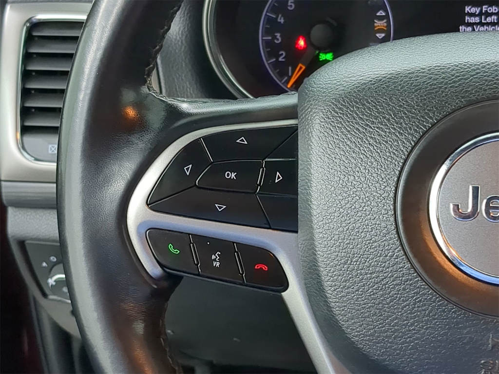 2020 Jeep Grand Cherokee Laredo 28