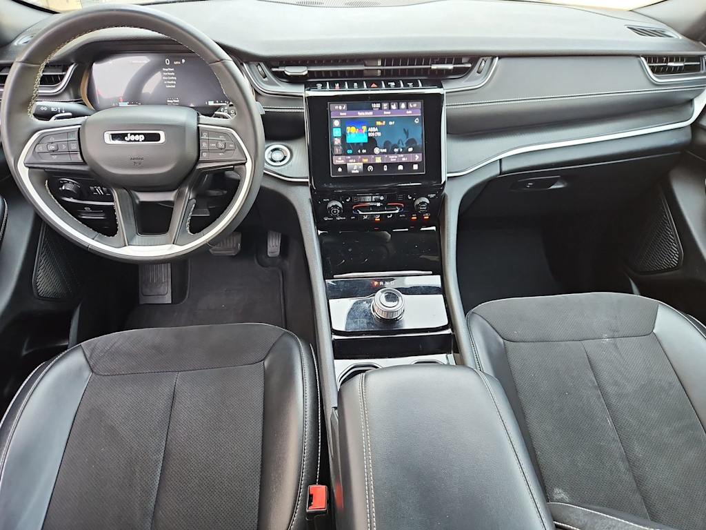 Thumbnail: 2023 Jeep Grand Cherokee - 10