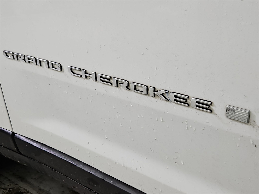 Thumbnail: 2023 Jeep Grand Cherokee - 24