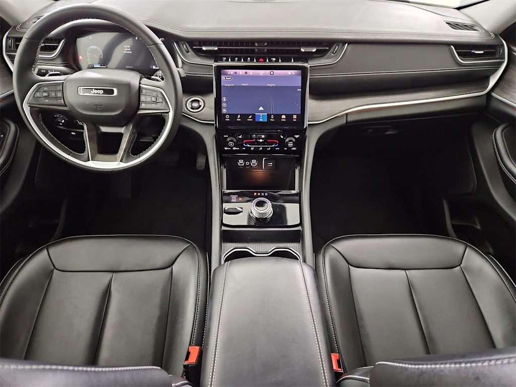 Thumbnail: 2023 Jeep Grand Cherokee - 10