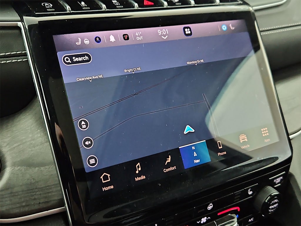 Thumbnail: 2023 Jeep Grand Cherokee - 32