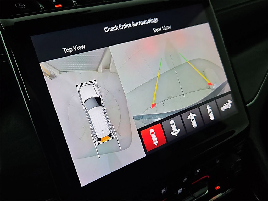 Thumbnail: 2023 Jeep Grand Cherokee - 35