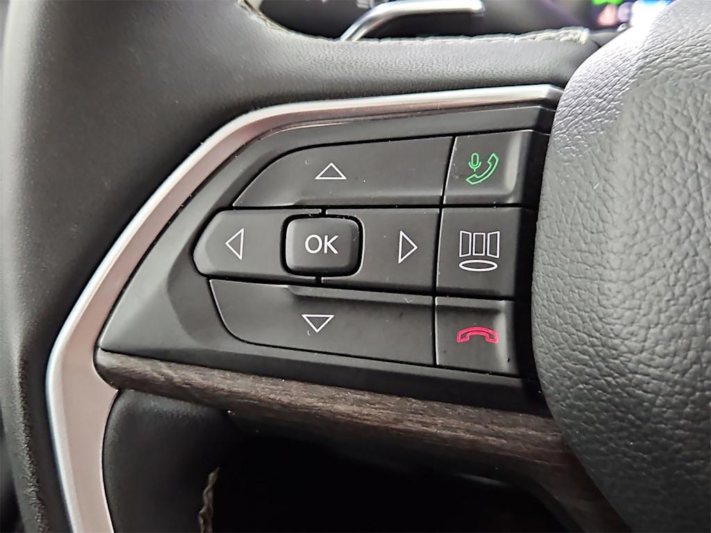 Thumbnail: 2023 Jeep Grand Cherokee - 31