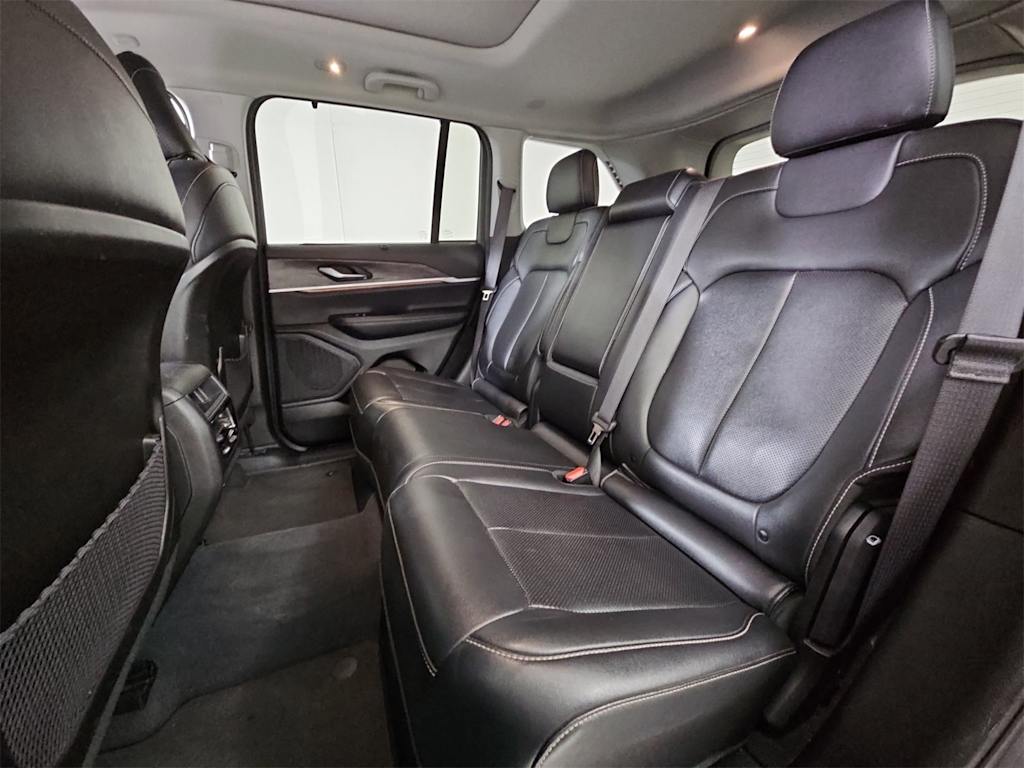 Thumbnail: 2023 Jeep Grand Cherokee - 28