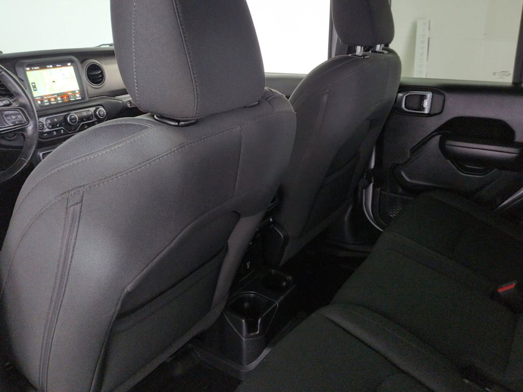 Thumbnail: 2021 Jeep Gladiator - 13