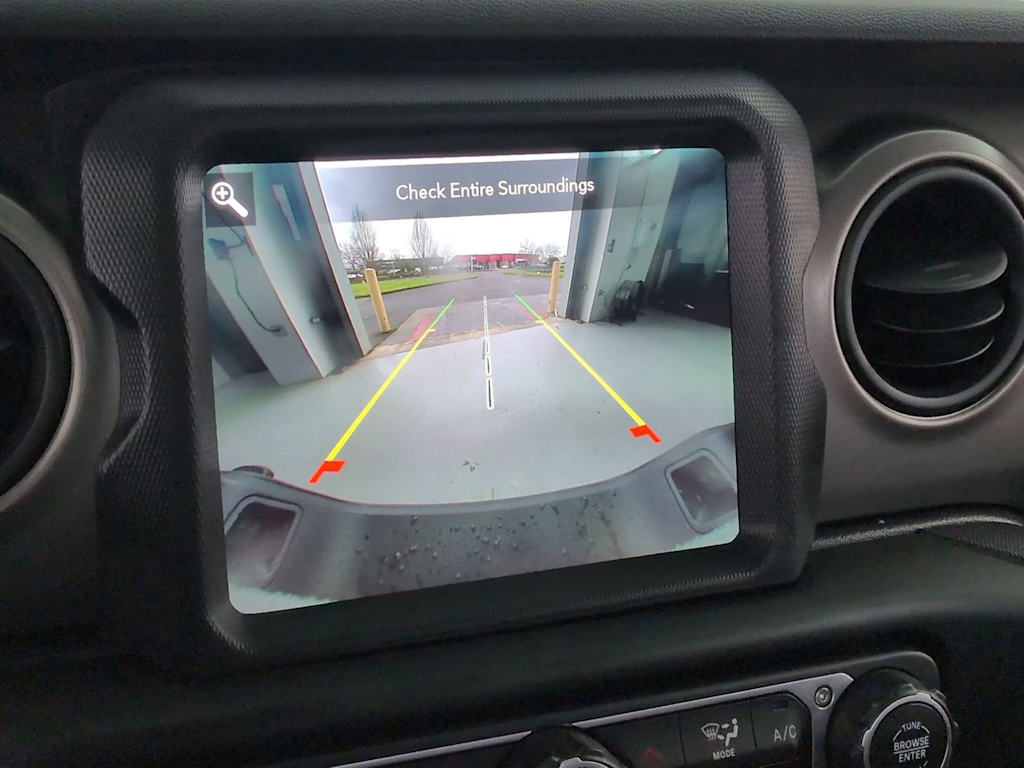 Thumbnail: 2021 Jeep Gladiator - 34