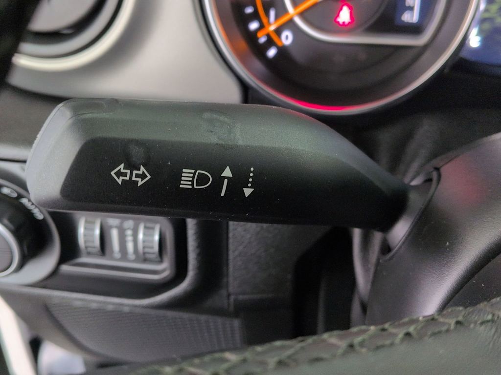 Thumbnail: 2021 Jeep Gladiator - 32