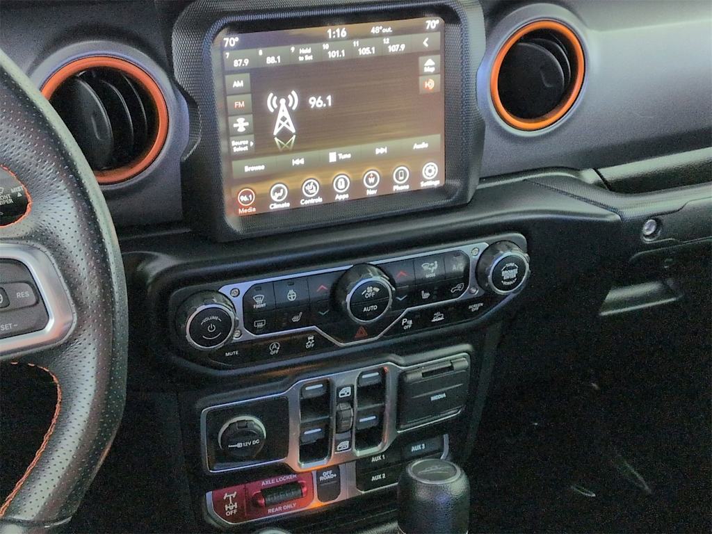 Thumbnail: 2022 Jeep Gladiator - 15