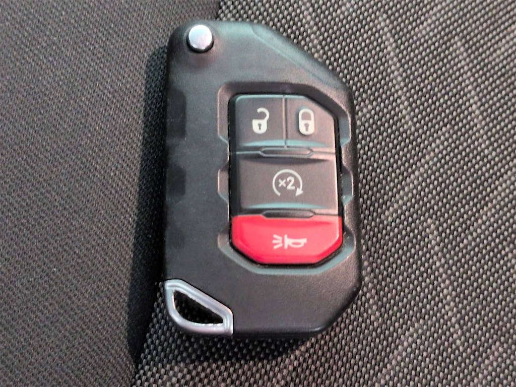 Thumbnail: 2022 Jeep Gladiator - 19