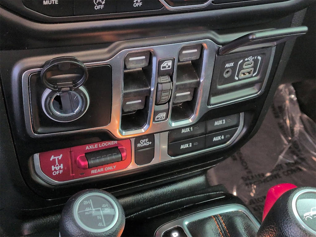 Thumbnail: 2022 Jeep Gladiator - 35