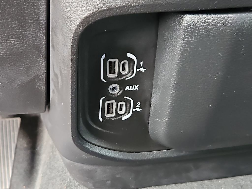 Thumbnail: 2023 RAM 1500 - 33