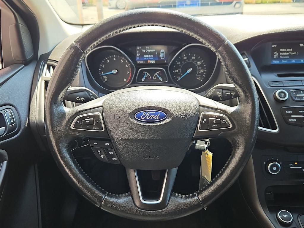 Thumbnail: 2016 Ford Focus - 14