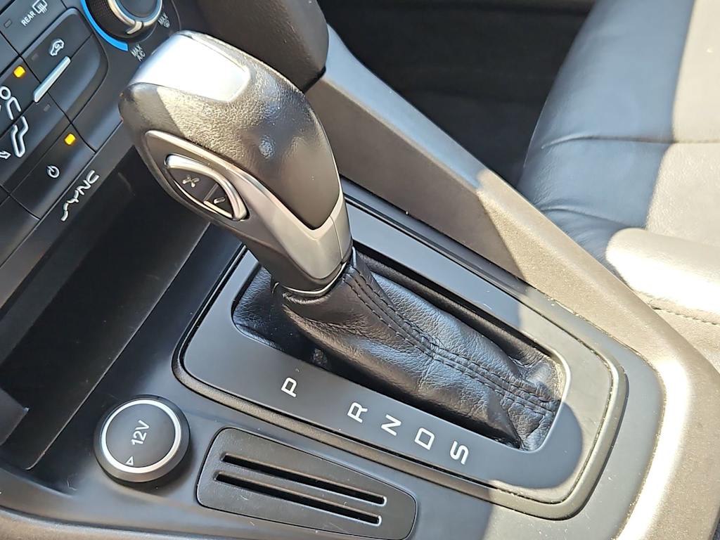 Thumbnail: 2016 Ford Focus - 35