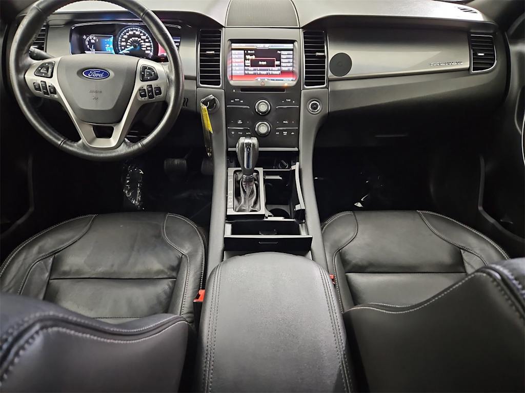 2014 Ford Taurus SEL 10