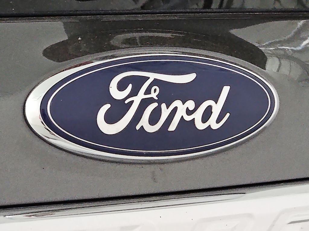 Thumbnail: 2017 Ford Explorer - 7