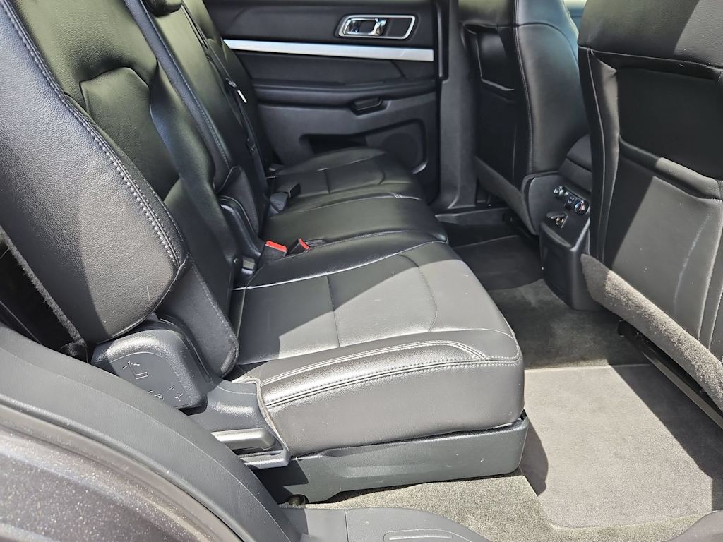 Thumbnail: 2017 Ford Explorer - 27