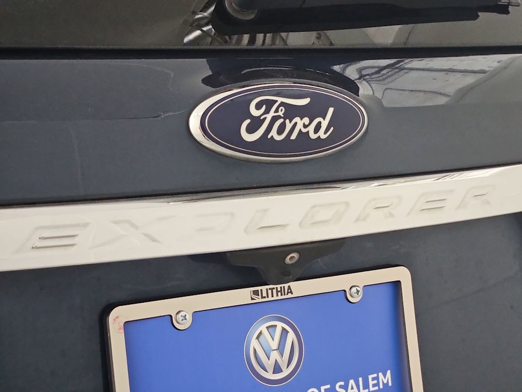 Thumbnail: 2017 Ford Explorer - 23