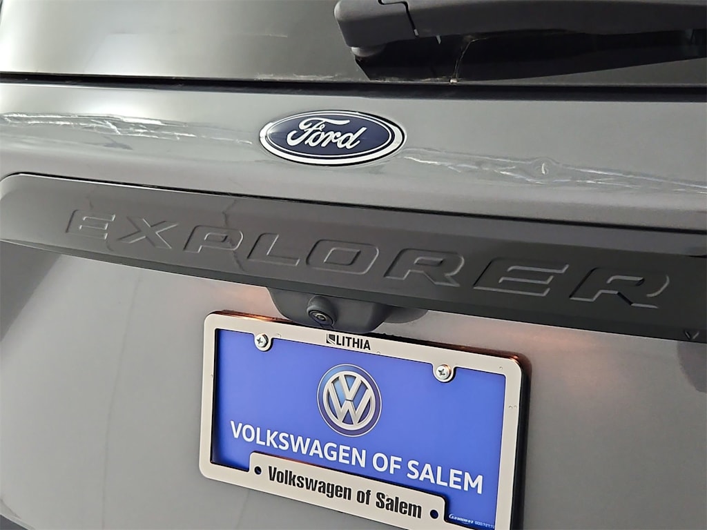 Thumbnail: 2023 Ford Explorer - 25