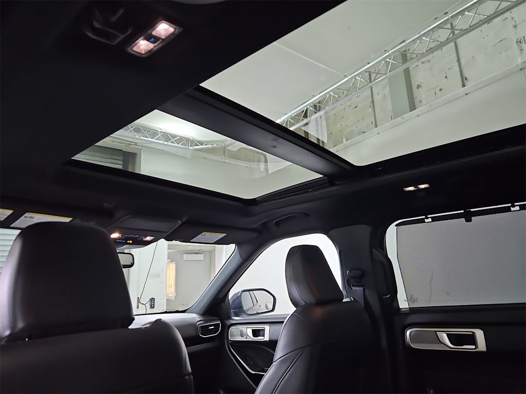 Thumbnail: 2023 Ford Explorer - 29