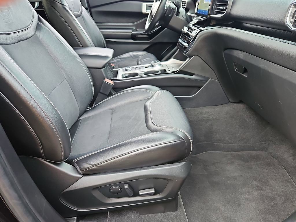 Thumbnail: 2022 Ford Explorer - 29
