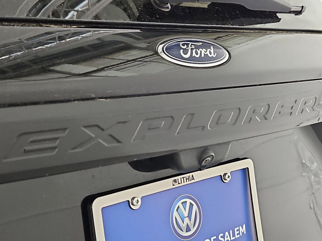 Thumbnail: 2022 Ford Explorer - 25