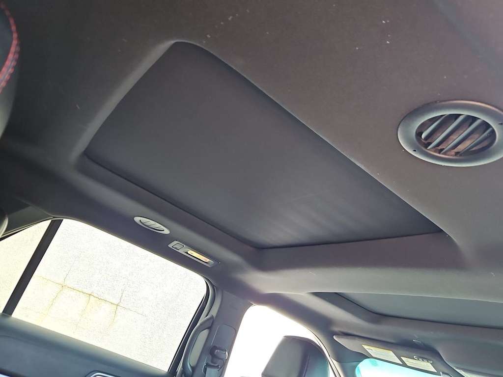 Thumbnail: 2017 Ford Explorer - 28