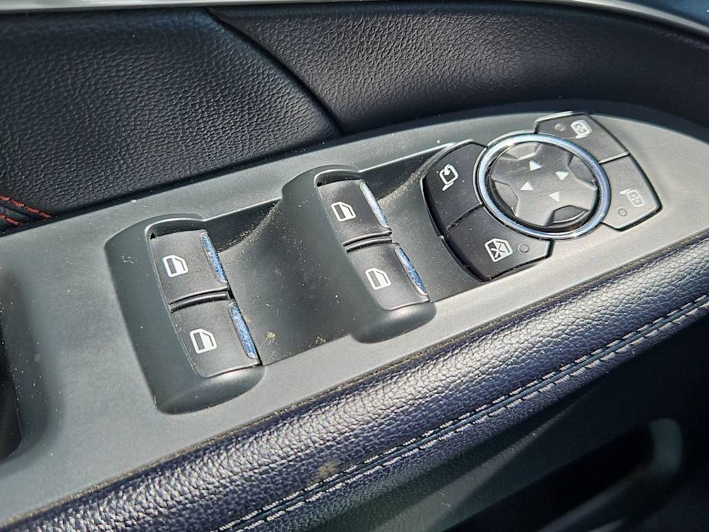 Thumbnail: 2017 Ford Explorer - 24