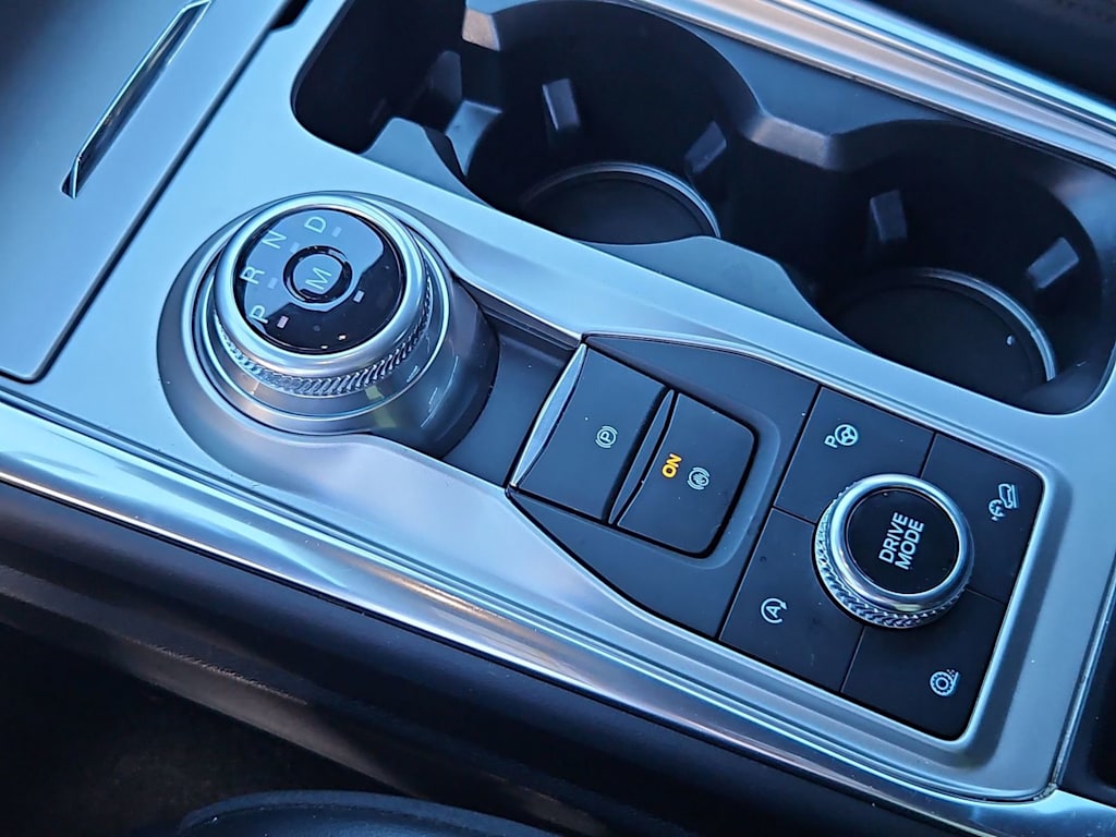 Thumbnail: 2020 Ford Explorer - 36