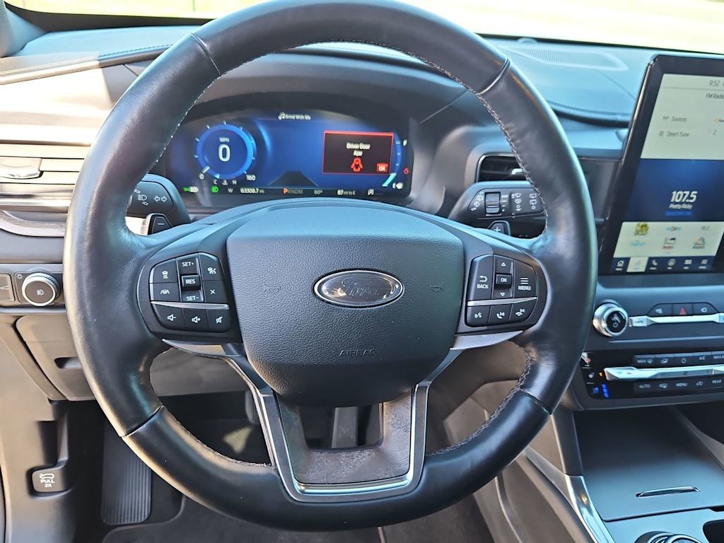 Thumbnail: 2020 Ford Explorer - 14