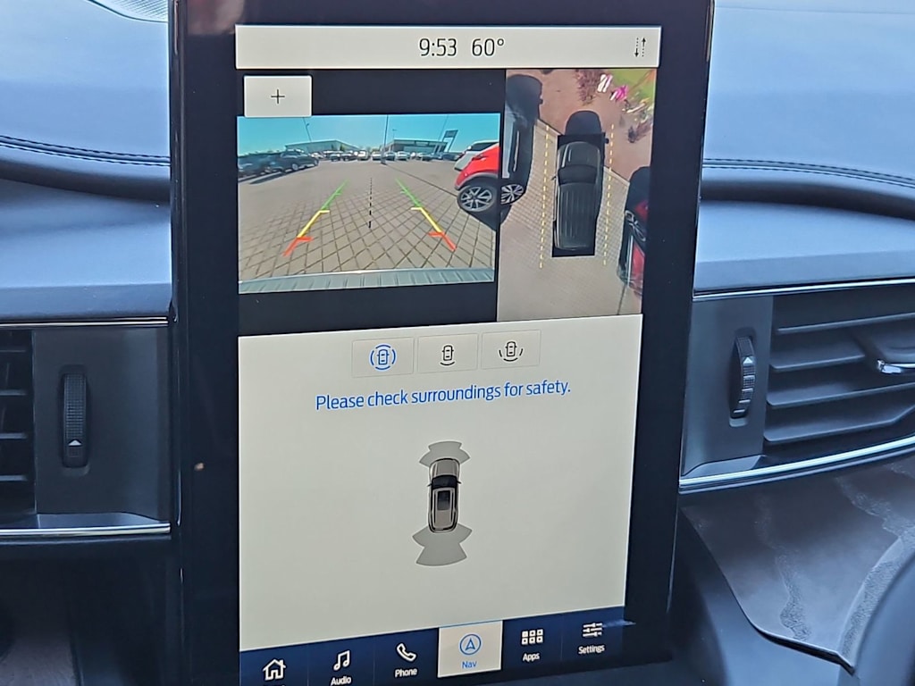 Thumbnail: 2020 Ford Explorer - 33