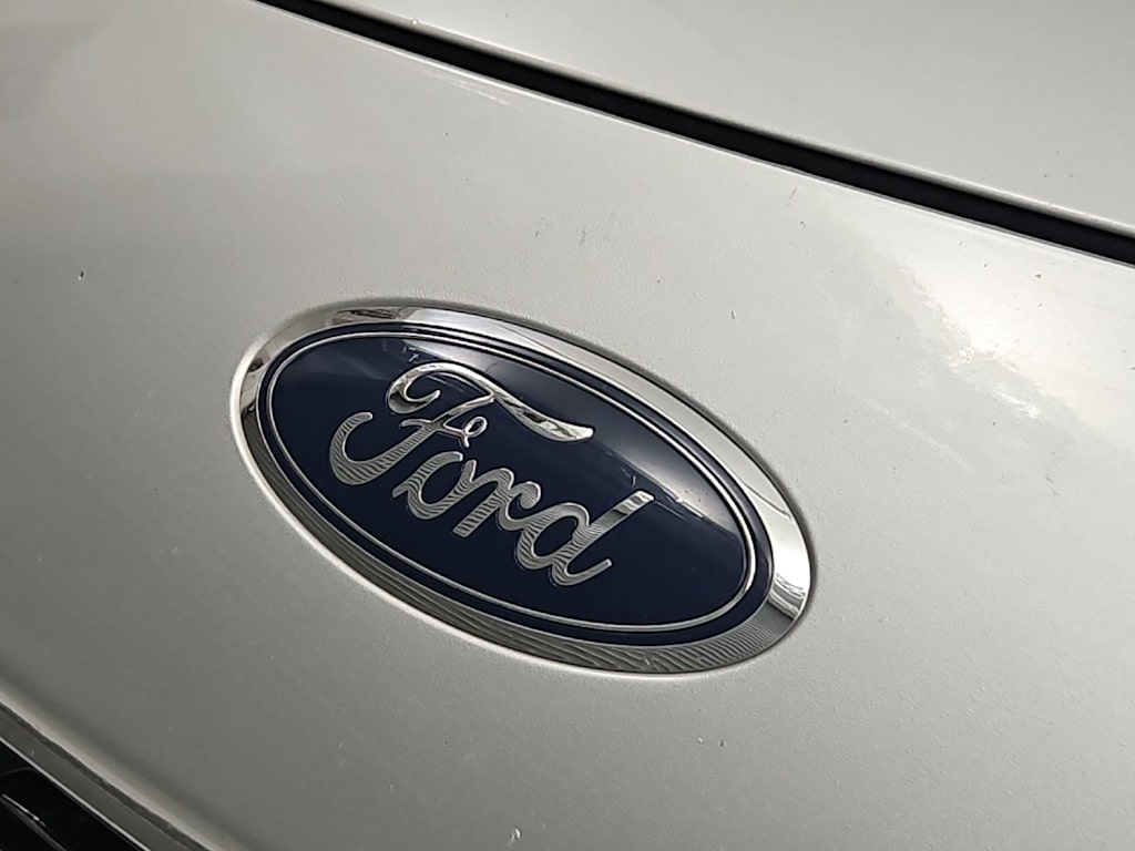 Thumbnail: 2020 Ford Escape - 7