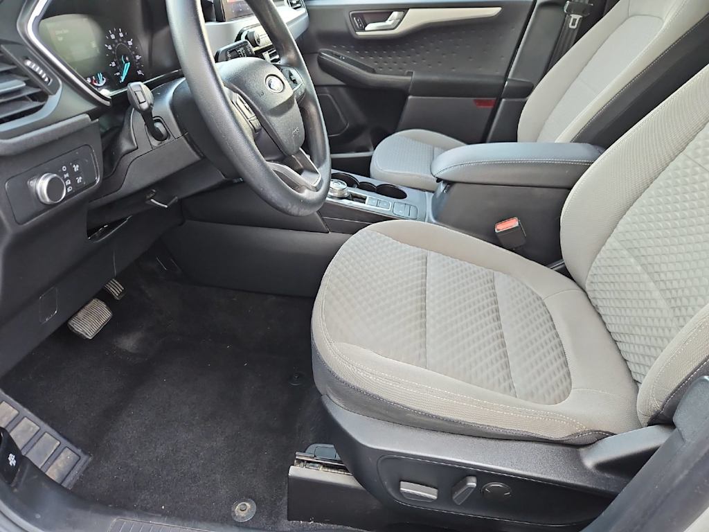 Thumbnail: 2020 Ford Escape - 10