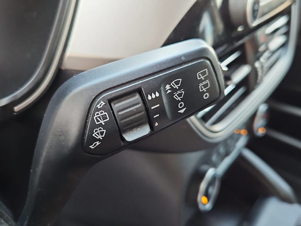 Thumbnail: 2020 Ford Escape - 28