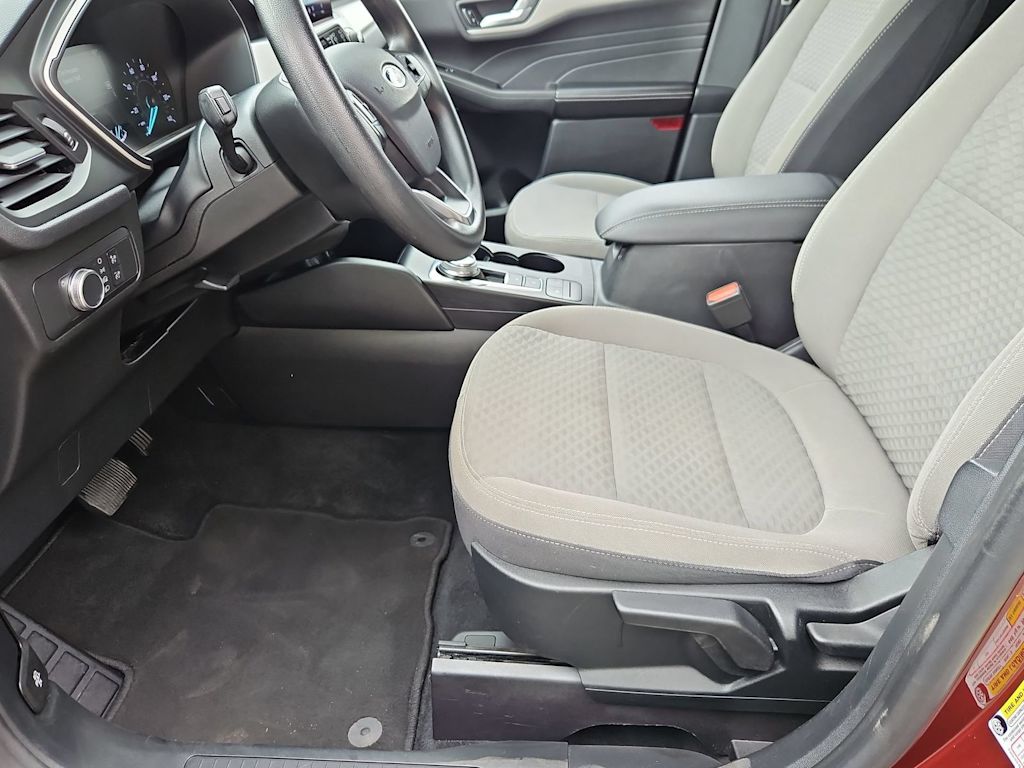 Thumbnail: 2021 Ford Escape - 11