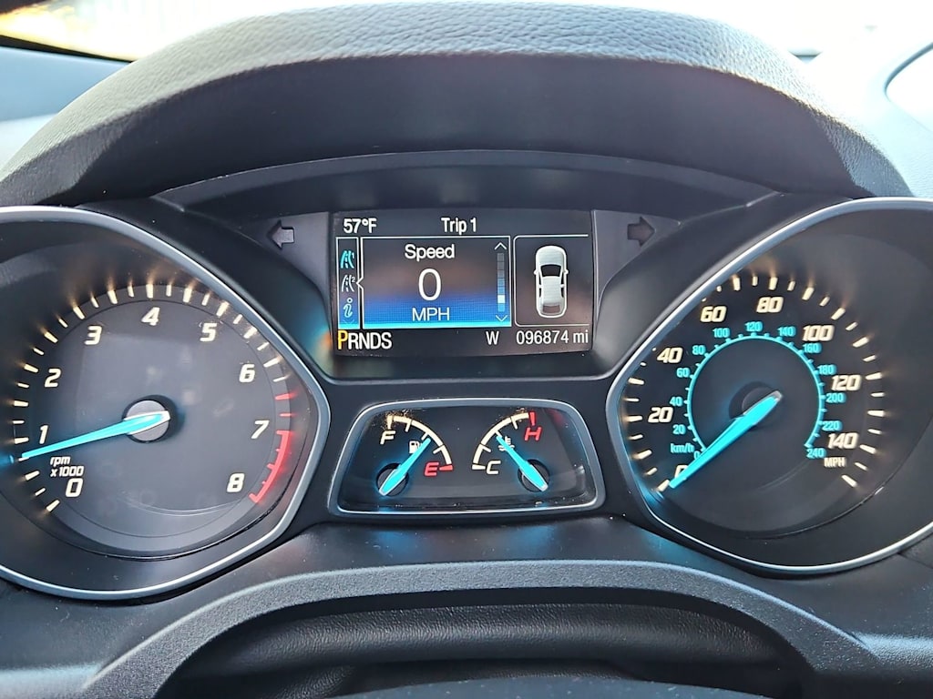 Thumbnail: 2015 Ford Escape - 17