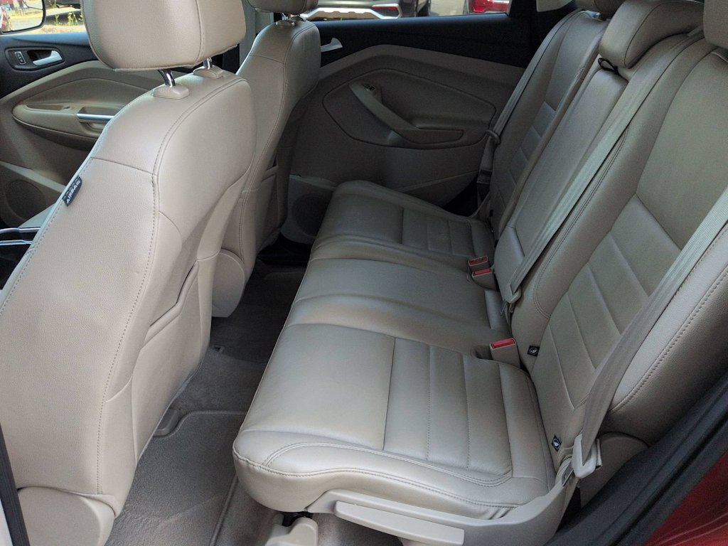 Thumbnail: 2016 Ford Escape - 28