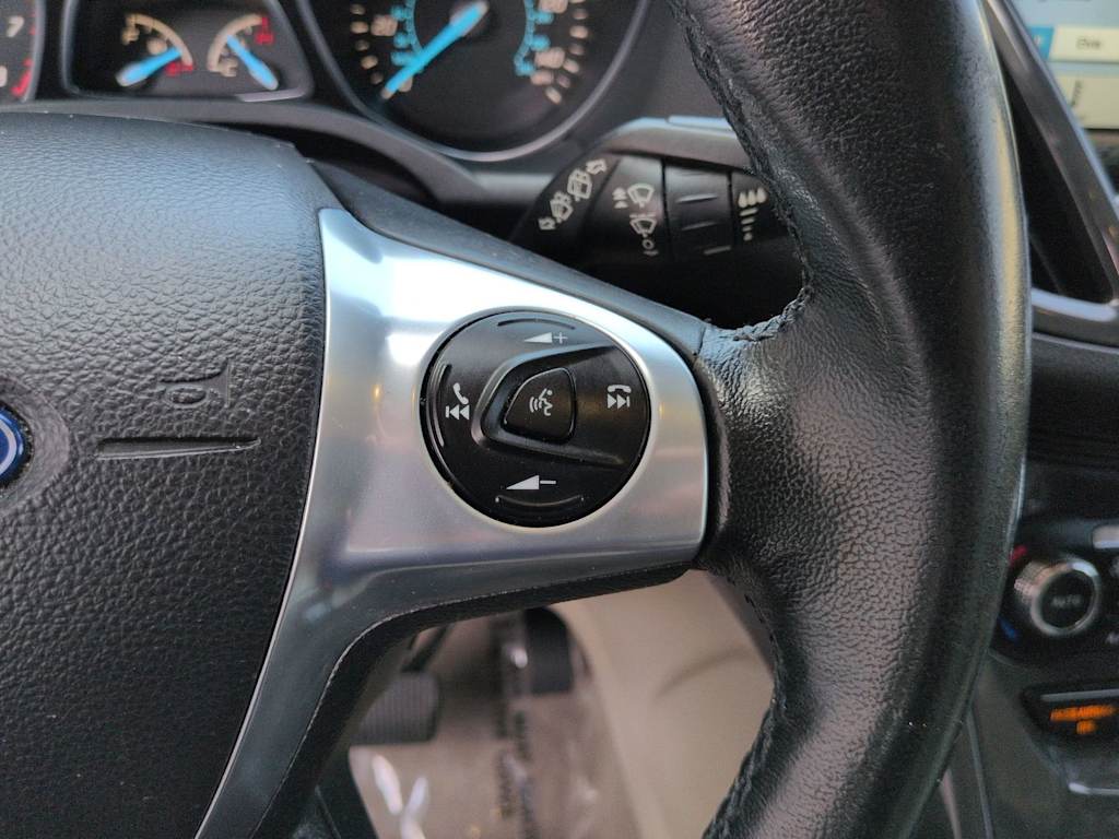 Thumbnail: 2016 Ford Escape - 31