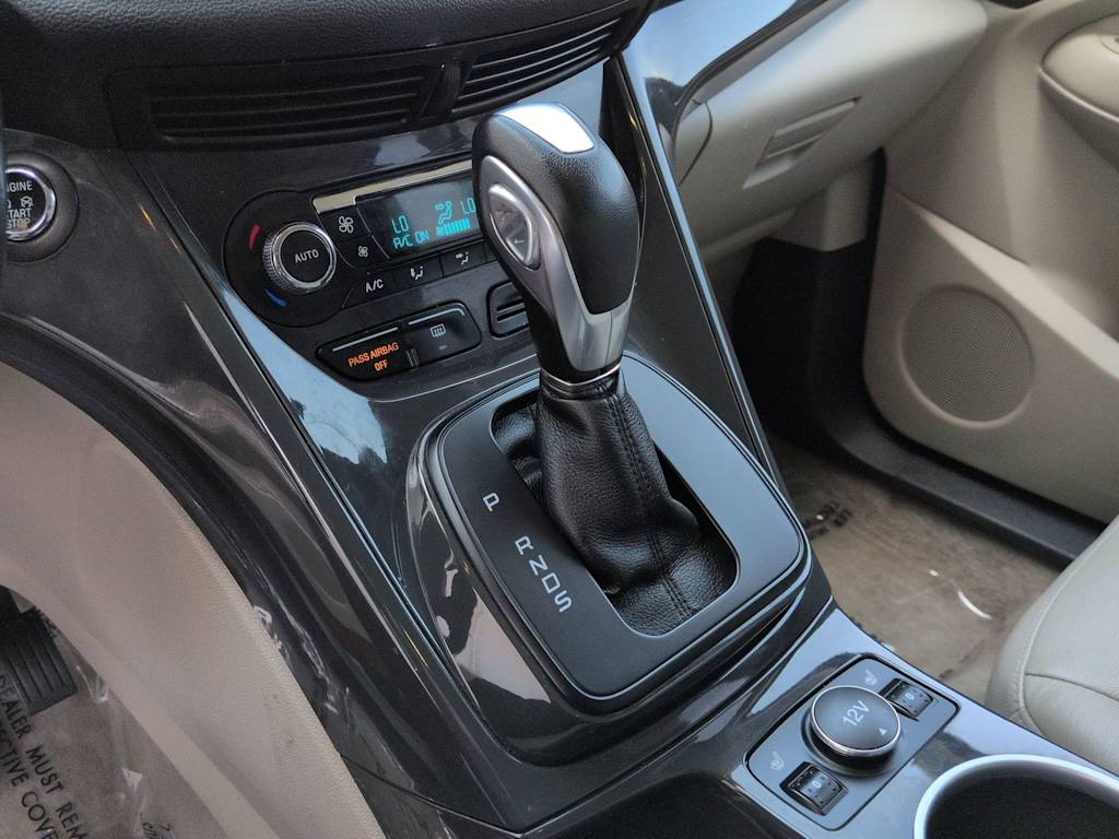 Thumbnail: 2016 Ford Escape - 17