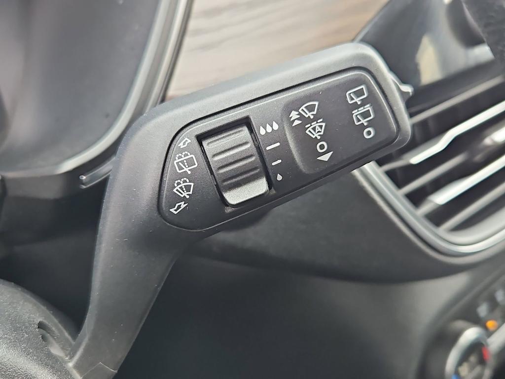 Thumbnail: 2020 Ford Escape - 29