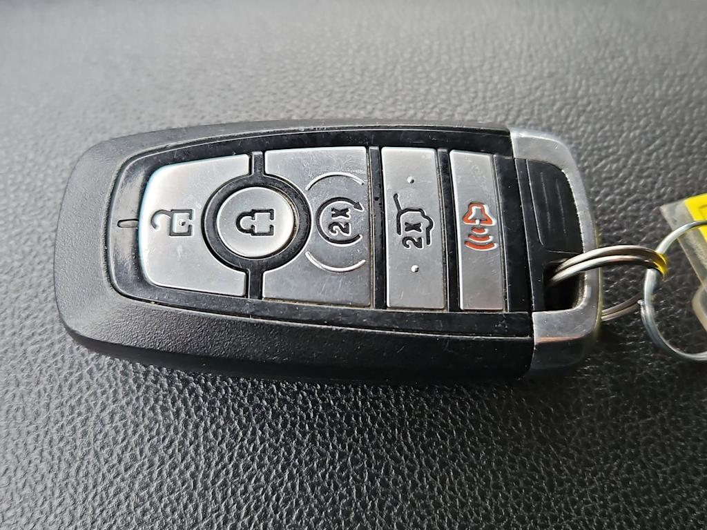 Thumbnail: 2020 Ford Escape - 37