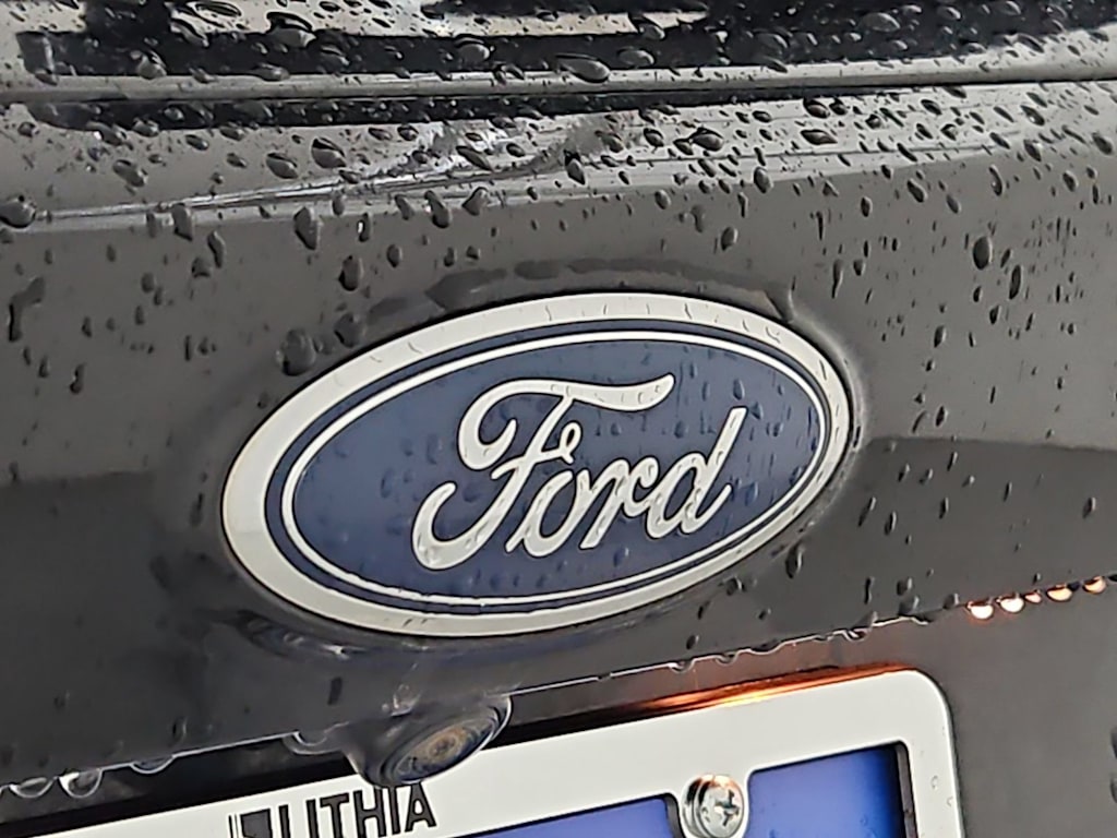 Thumbnail: 2017 Ford Escape - 7