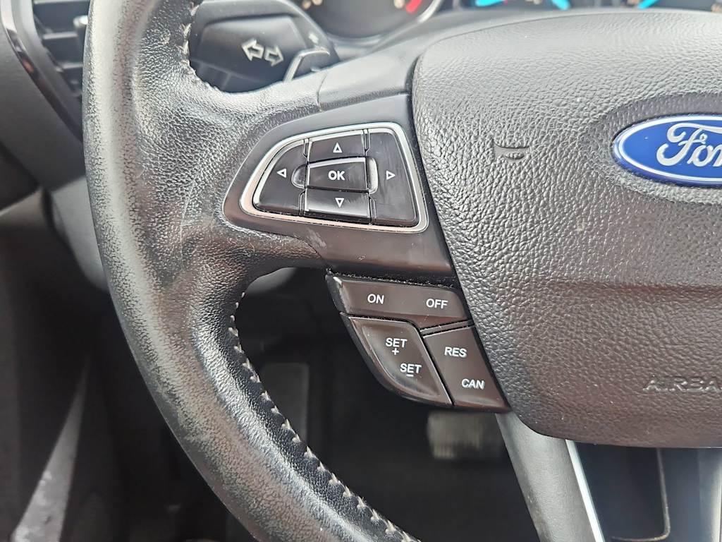 Thumbnail: 2017 Ford Escape - 28