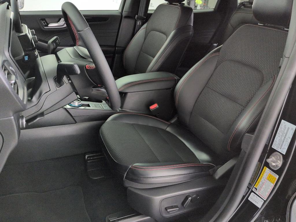 Thumbnail: 2025 Ford Escape - 11