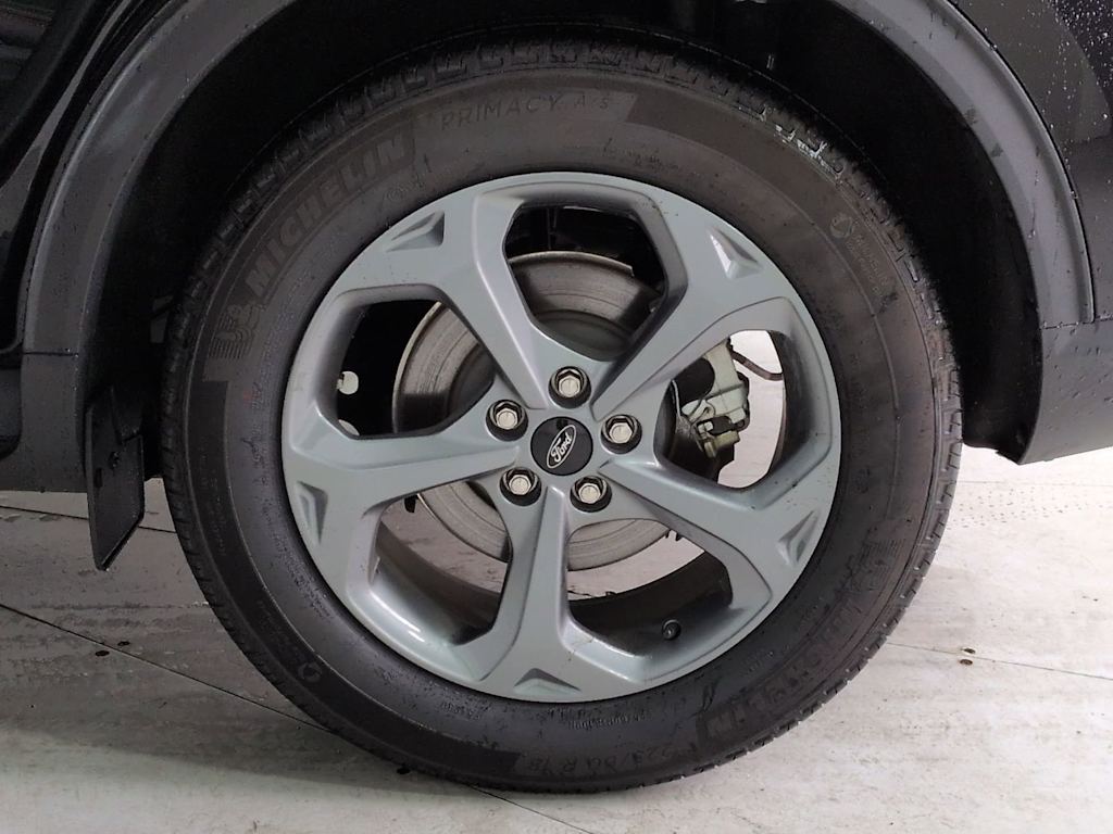 Thumbnail: 2025 Ford Escape - 8