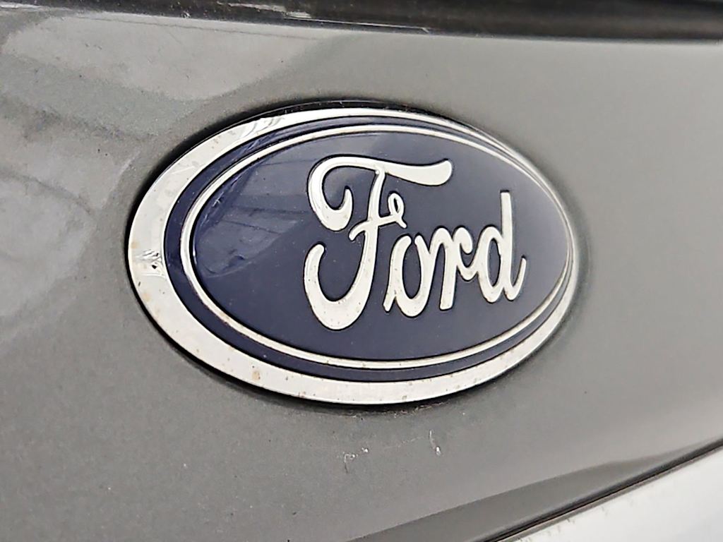Thumbnail: 2022 Ford Explorer - 7