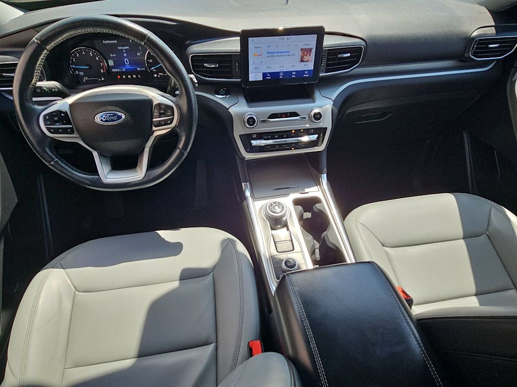 Thumbnail: 2021 Ford Explorer - 10