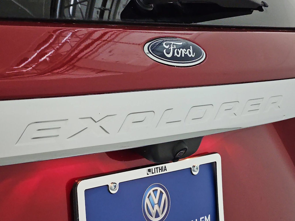 Thumbnail: 2021 Ford Explorer - 24